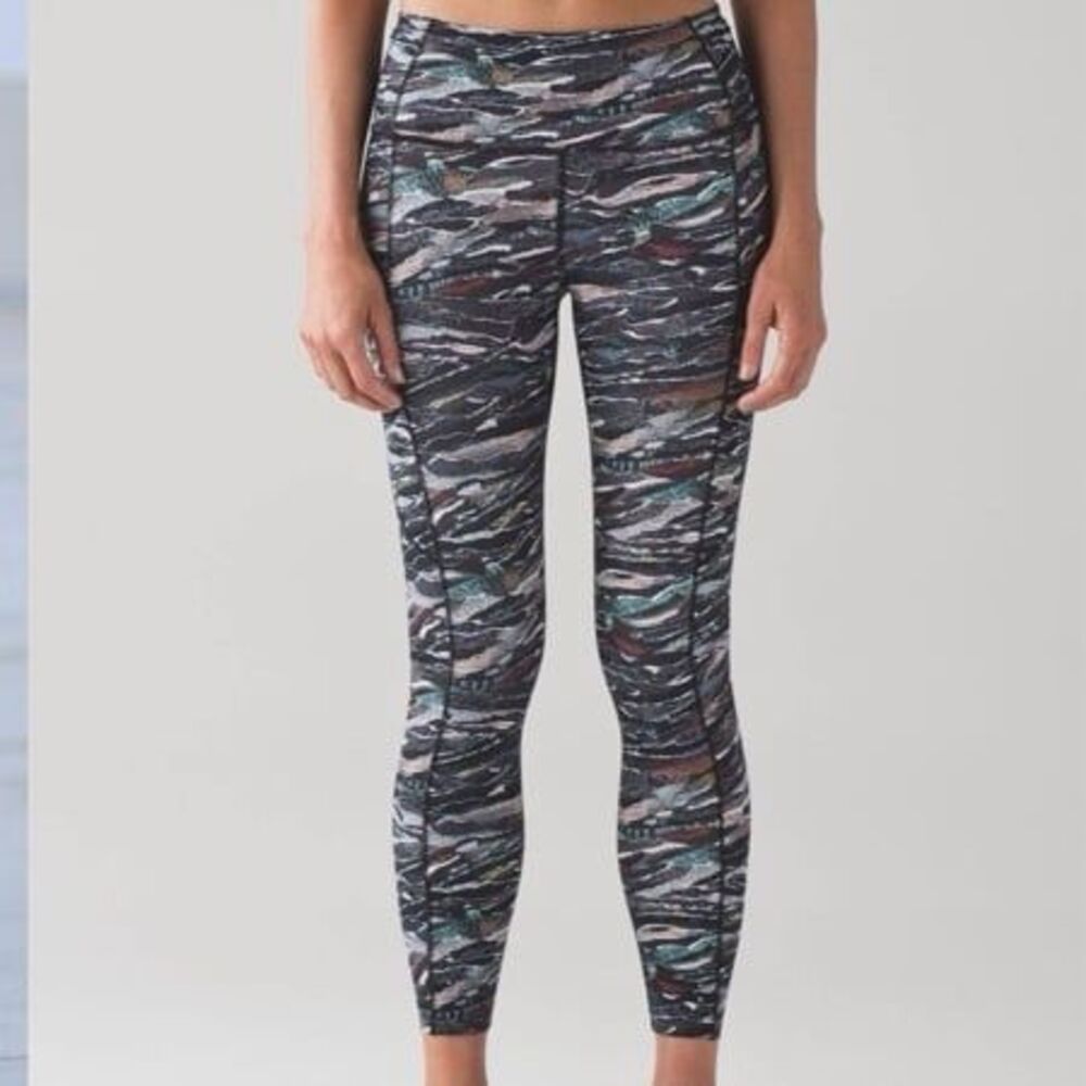 Lululemon Fast And Free 7/8 Tight Mini Sweatr Multi Black (6) #266